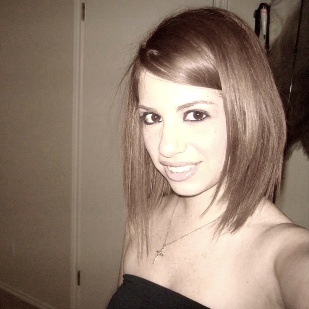 Meet your Posher, Elisa
